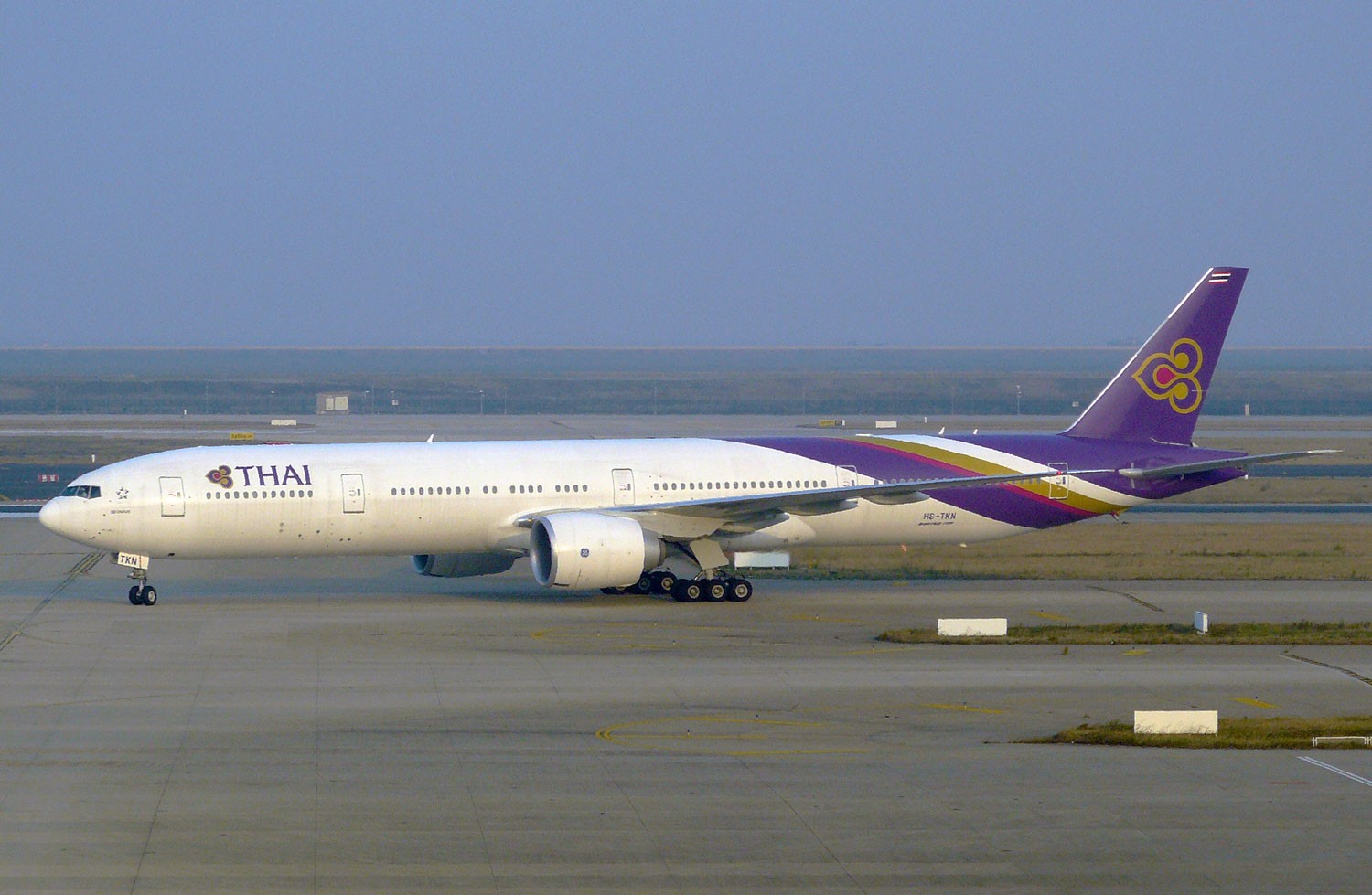 Shanghai Pudong Airport spotting report by Henry Tenby