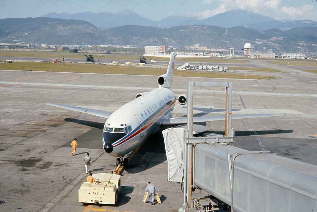 China Airlines Boeing 727-100 at Taipei Sung Shan airport circa 1971. Probably taken soon after her initial delivery from Boeing.