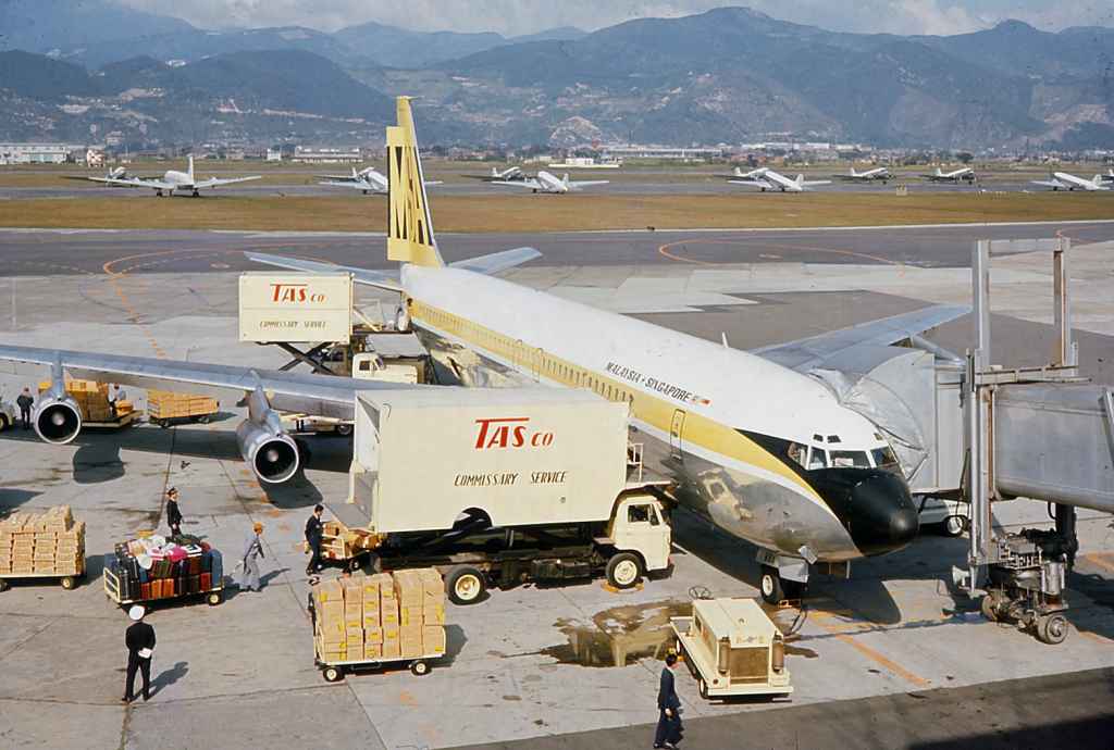 Malaysia Singapore Airlines Boeing 707 at Taipei Sung Shan airport 1971.