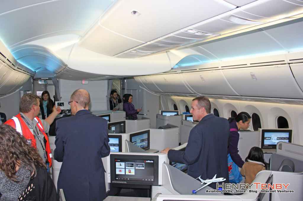 Air Canada 787 Dreamliner debut