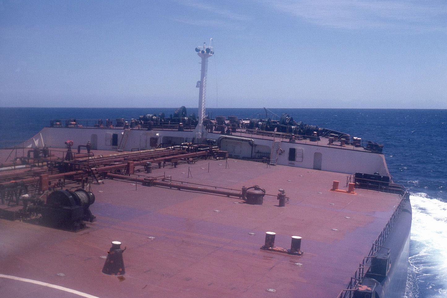 Court Lines S-61 1978 maintenance flight to ship off Cape Town, by Ron Kosys
