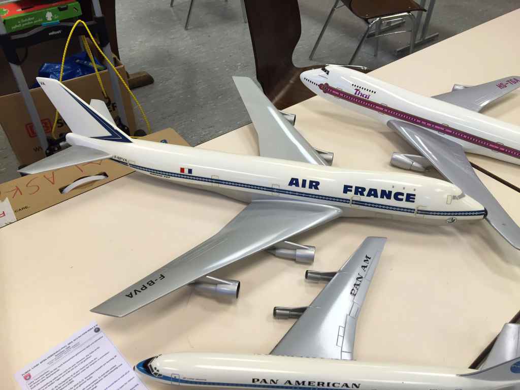 A very nice assortment of 1/100 scale airline models at the Schwanheim 2015 show. The Pan Am 707 is a wooden model from the 1960s.