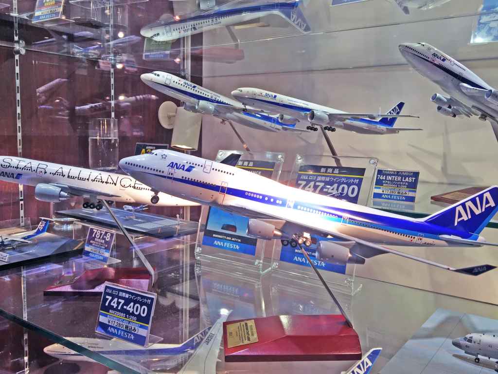 Nice assortment of ANA models at ANA FESTA shop Haneda