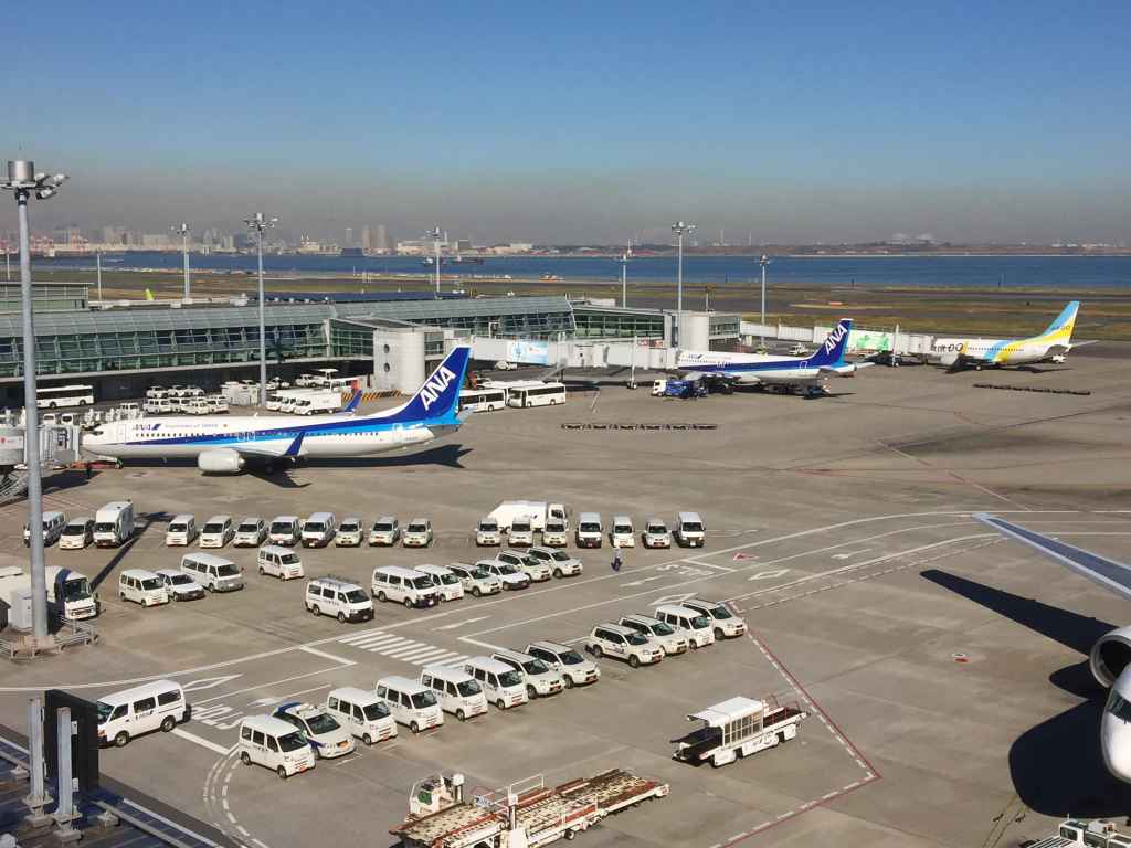 North end view from the obsdeck at Tokyo Haneda ANA Terminal 2 with Tokyo Bay in the background