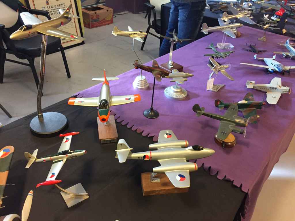 These models are offered for sale from a long established collector of many decades who recently offered his collection for sale due to old age. Many of these models are military ID models and vintage oldies models that are the types of models you see for sale only once in a lifetime.