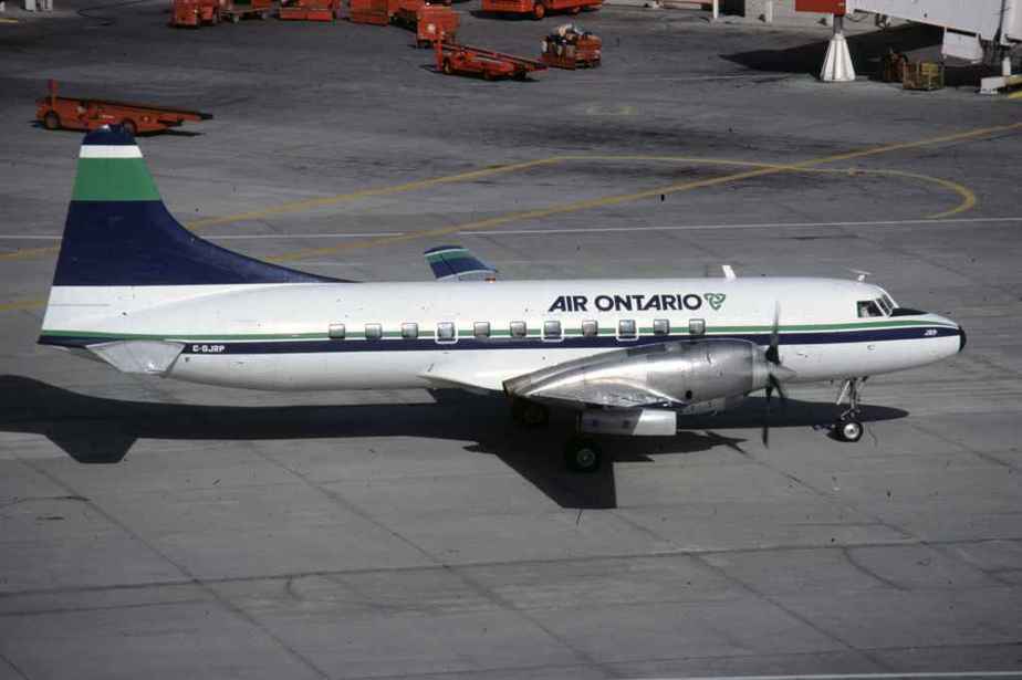 SP4630 Air Ontario CV580 C-GJRP YYZ June1984
