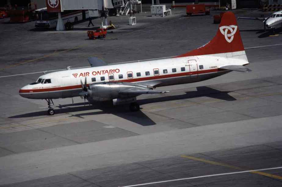 SP4632 Air Ontario CV580 C-GGWH YYZ June1987