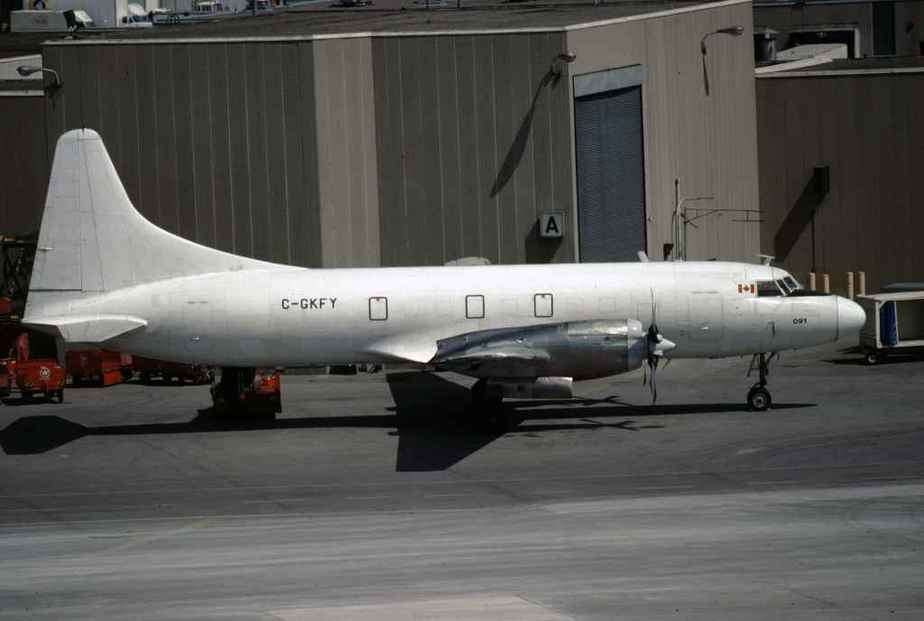 SP4640 Kelowna CV580 C-GKFY YYZ June1992