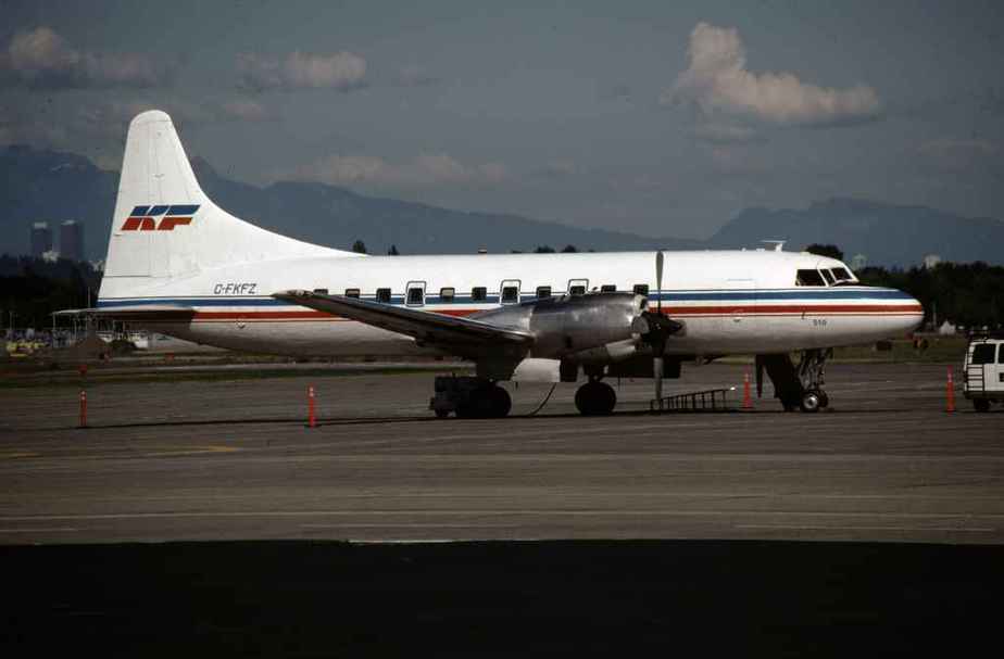 SP4641 Kelowna Flightcraft CV580 C-FKFZ YVR Aug1997