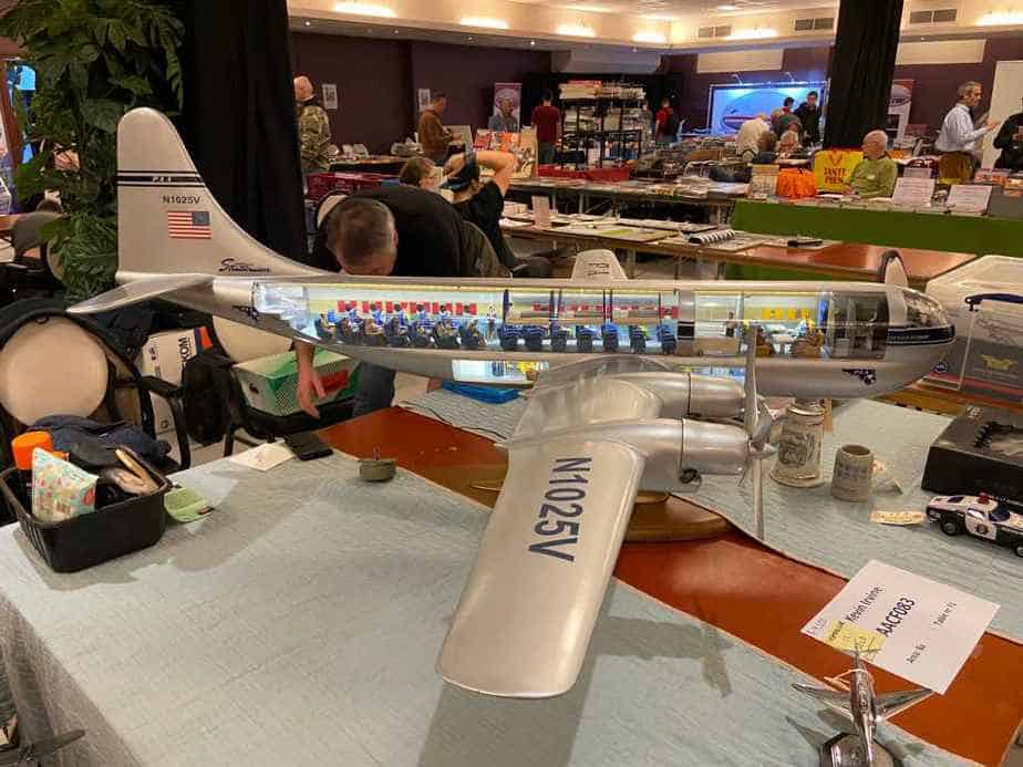 This is a 1/24 perspex cutaway model of a Boeing Stratocruiser