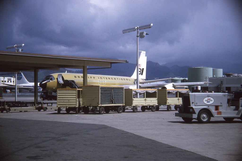 Braniff International 707-321C N7096 at HNL March 1970.
