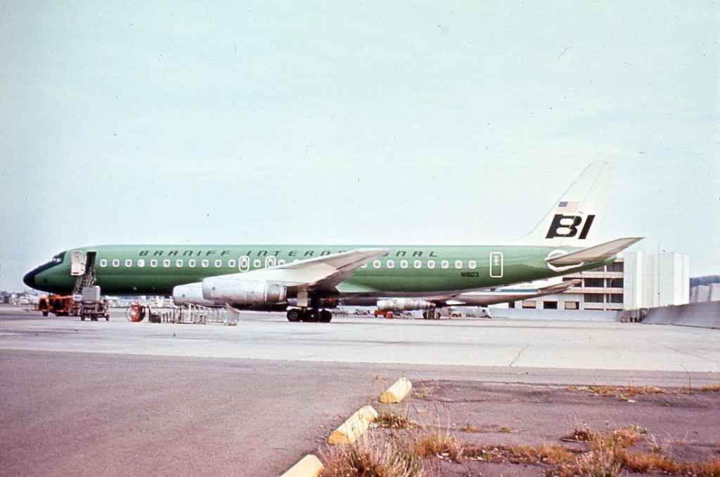 Braniff International DC-8-62 N1803 SFO early 1970s.