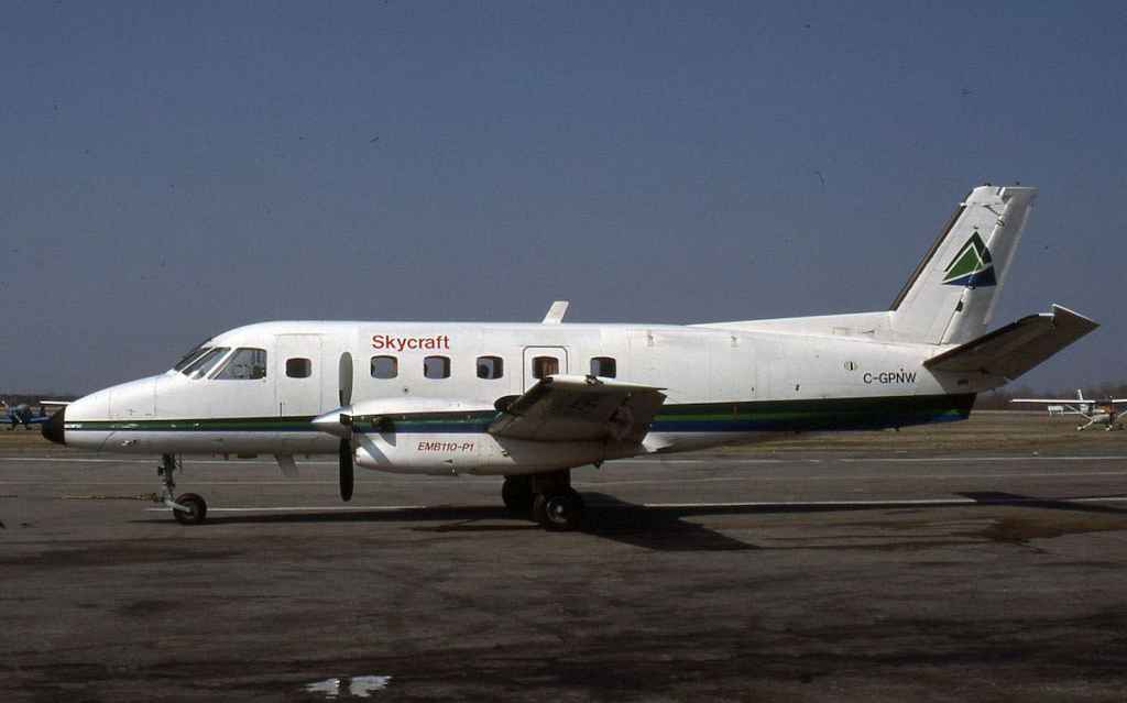 Skycraft EMB110 C-GPNW YOO AUGUST 1988 (Photo by Dr. John Blatherwick)