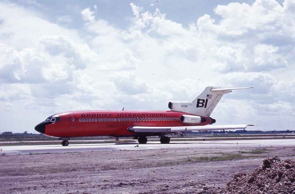 Braniff International 727-100 N7296 circa 1972.