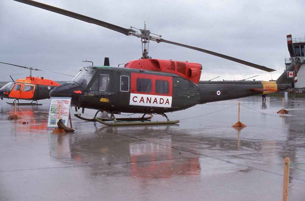 Canadian Armed Forces Twin Huey 135126 CFB Namao Jul7 1977 (Photo credit: Dr. John Blatherwick)