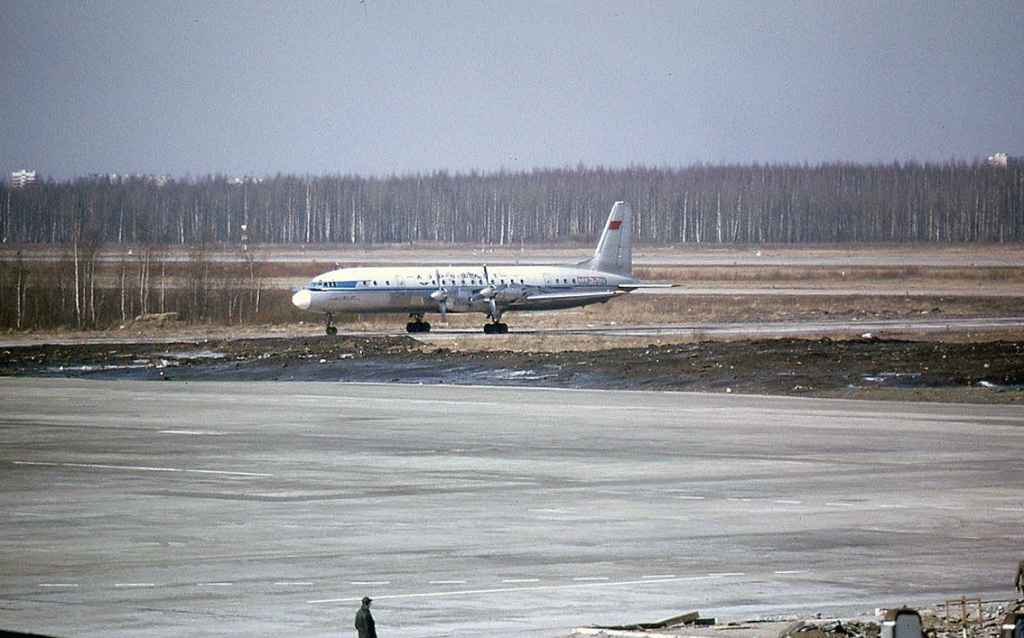Aeroflot IL-18 CCCP-75229 at Moscow APril 1974. (Photo by Dr. J. Blatherwick)