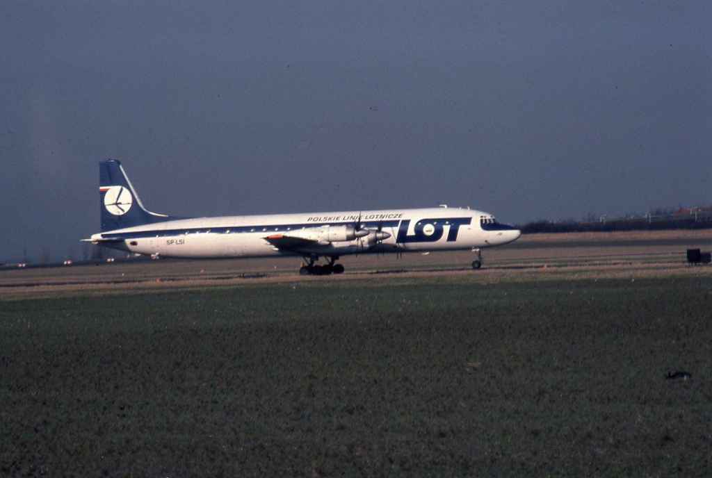 LOT Polish Airlines IL-18 SP-LDI at AMS 1980.
