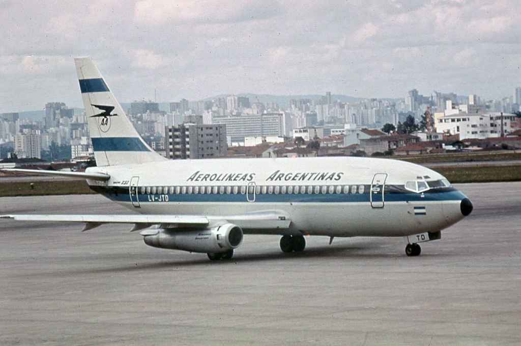 Aerolineas Argentinas 737-200 LV-JTD at Sao Paulo Gurulous Airport early 1970s.