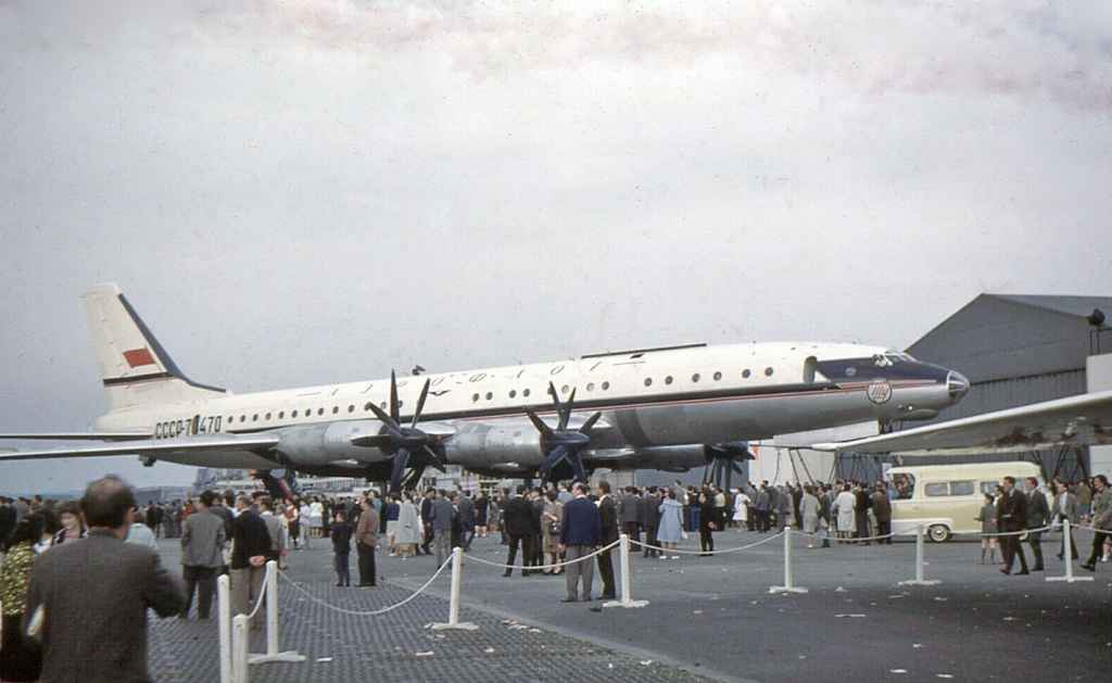 Aeroflot Tupolev Tu-114 CCCP-70470 Farnborough Airshow mid 1960s.