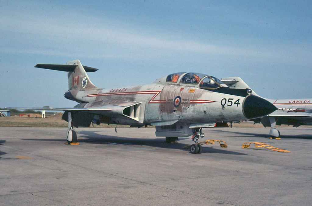 Rare shot! Canadian Armed Forces CF101 Voodoo 101054 of 416 Lynx Squadron with water paint camo at CFB Namao in August of 1983.