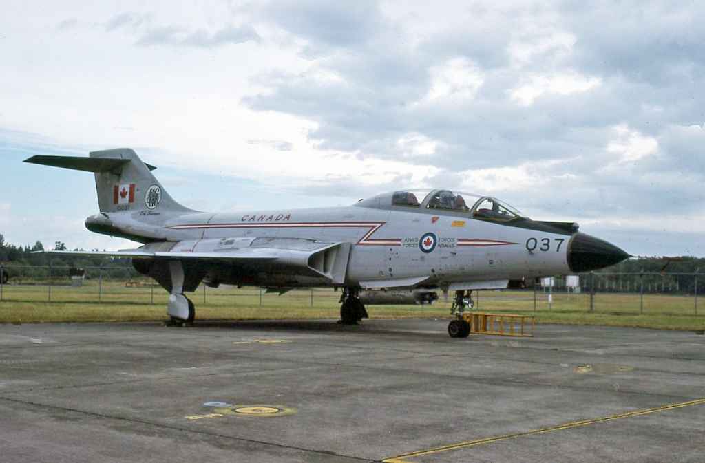 Canadian Armed Forces CF101 Voodoo 101037 of 409 Squadron parked at CFB Comox on June 28, 1984. (Henry Tenby slide)