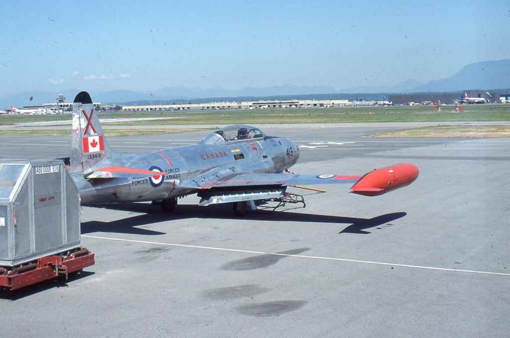 Canadian Armed Forces CT-33 133413 at Vancouver August 1991.