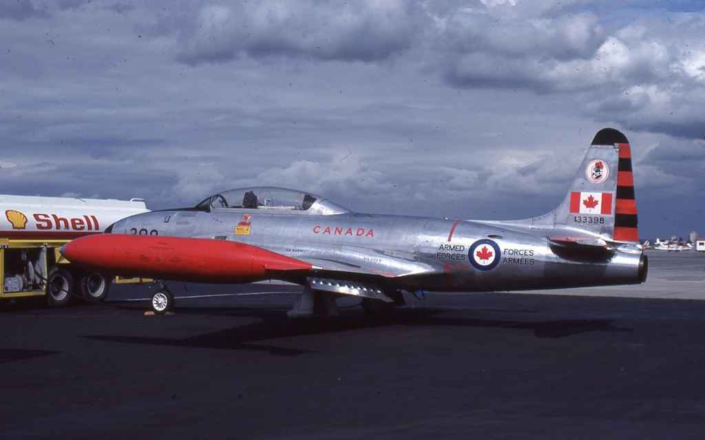 Canadian Armed Forces CT-33 133398 Vancouver July 1984 (Henry Tenby slide)