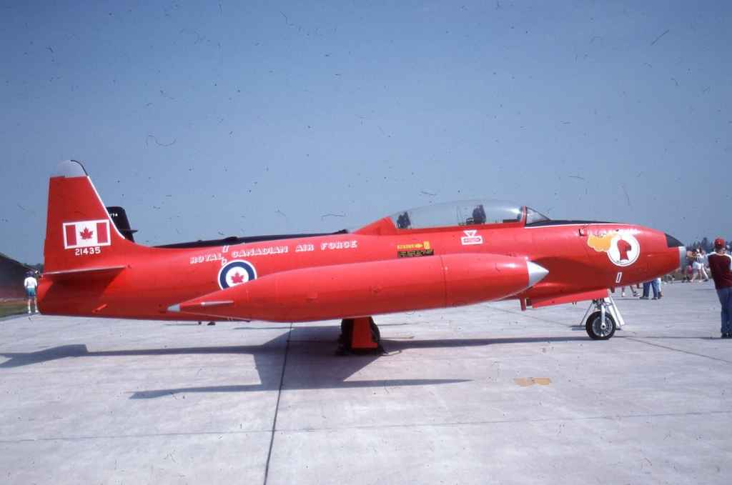 RCAF CT-33 21435 at CFB Trenton July 1992.
