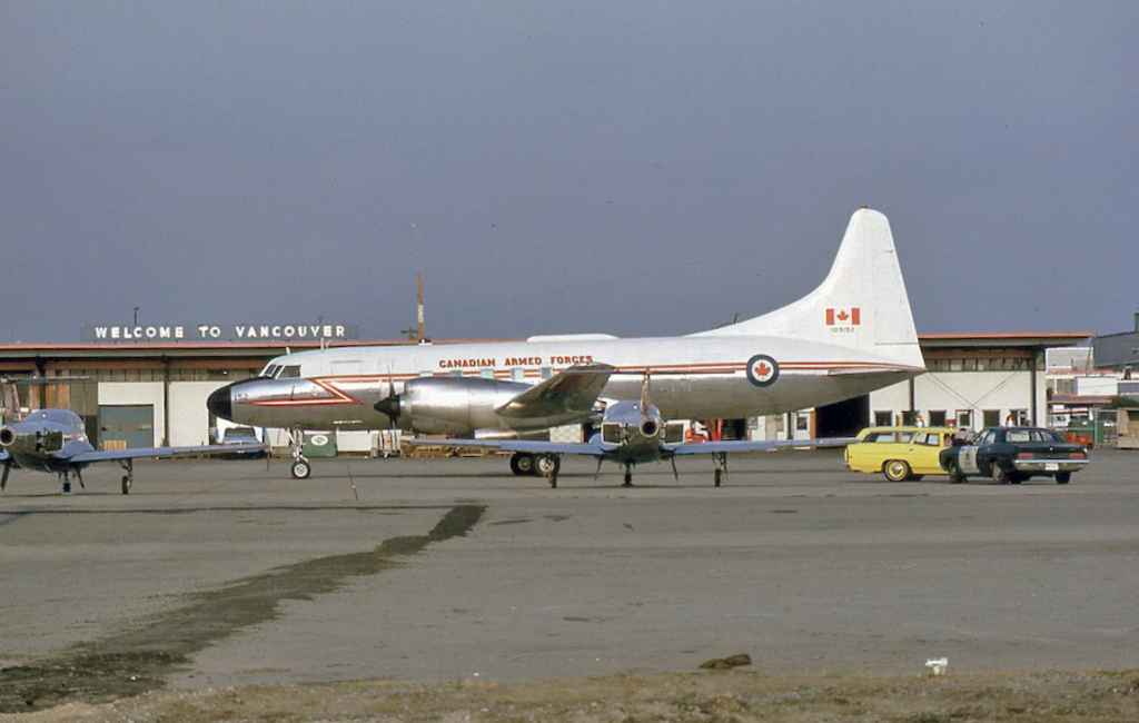 Canadian Armed Forces Canadair CC-109 Cosmopolitan 109152 at Vancouver August 1973.
