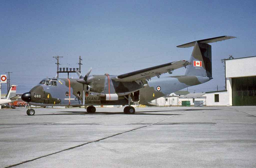 Canadian Armed Forces DHC-5 Buffalo 115462 at Vancouver August 1972.