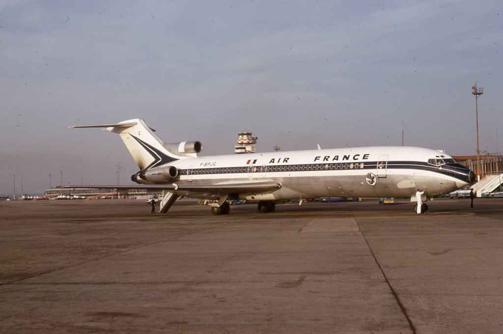 Air France 727-228 F-BPJG at Rome May 1973.