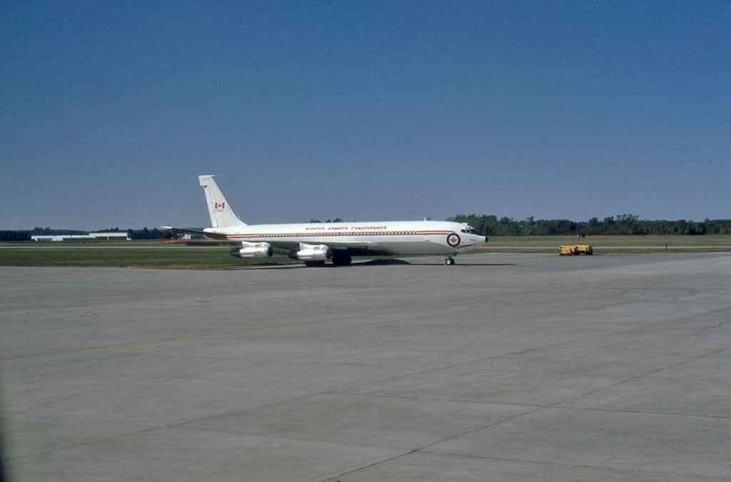 Canadian Armed Forces Boeing 707 CC-137 13703 possibly at Ottawa October 1973.