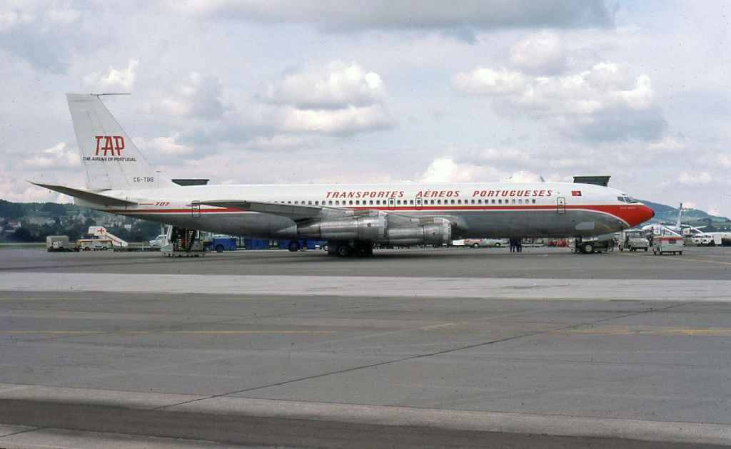 TAP Portugal 707 CS-TBB at Zurich Kloten August 1978.
