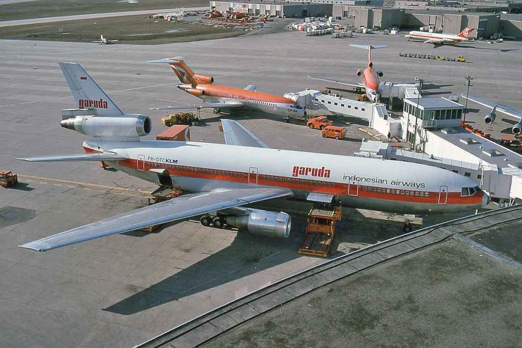 Garuda Indonesian Airways DC-10 leased from KLM PH-DTC at Toronto Terminal 1 April 1975.