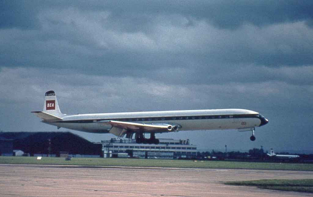 BEA Comet G-ARCP Heathrow 1960s.