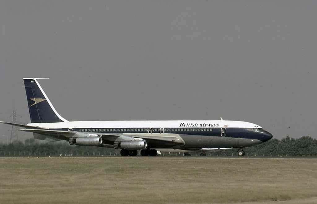 British Airways BOAC 707-436 G-APFF Heathrow circa 1973