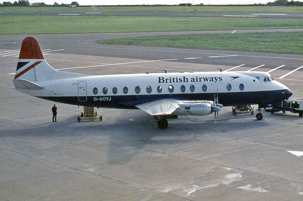 British Airways Viscount G-AOYJ circa 1978