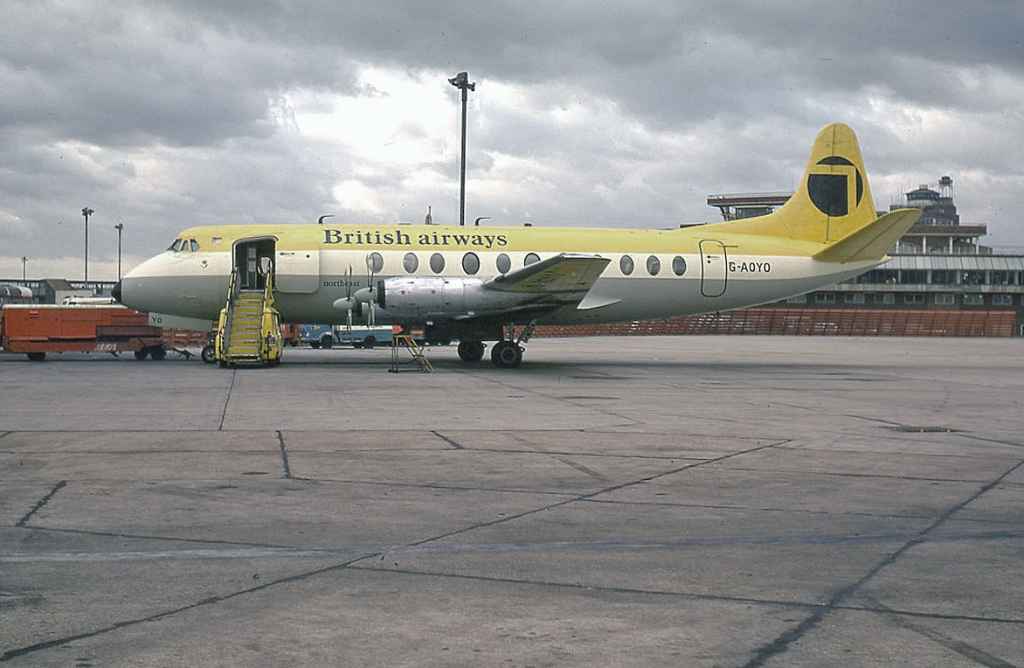 Northeast British Airways Viscount G-AOYO Heathrow circa 1973