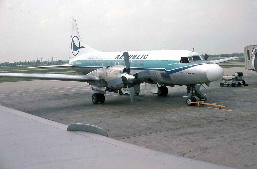 Republic Convair 580 N2728R DTW JULY 1981.