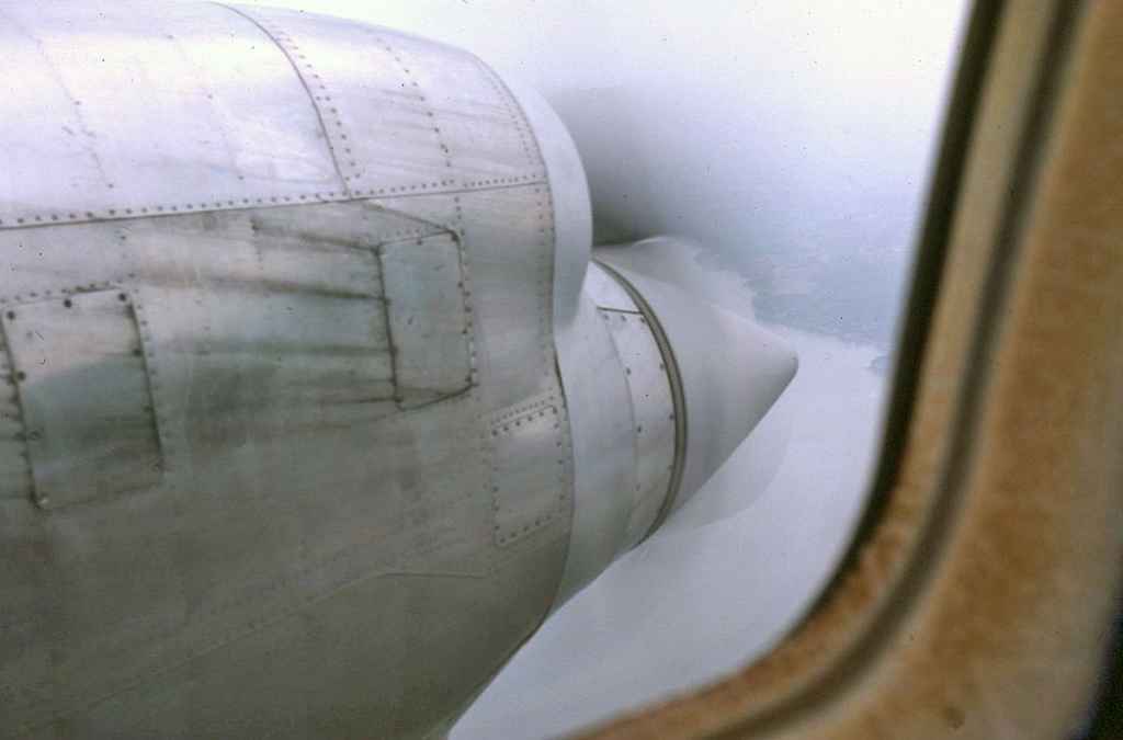 Republic Convair 580 inflight engine view JUL1981.