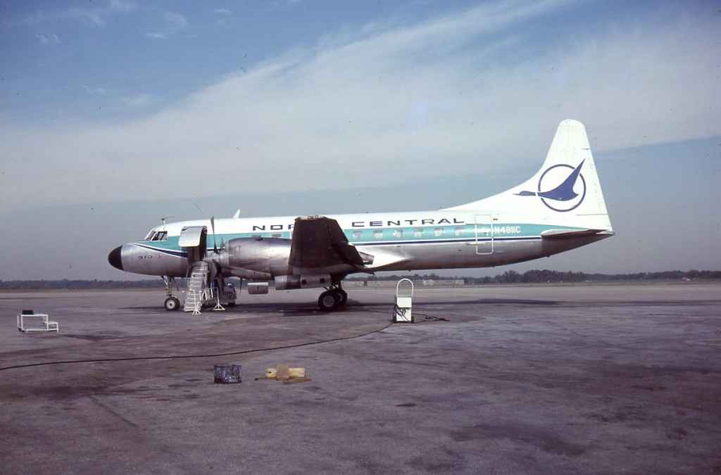 North Central Convair 580 N4811C DTW OCT 1979.